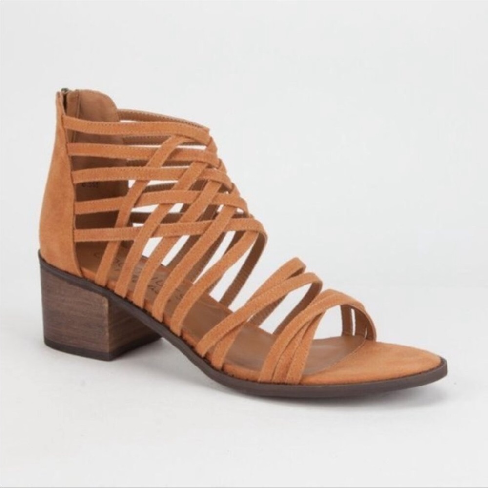 COPY - NEW Coconuts By Matisse Nethuns Boho Strapped Block Heel/Sandals